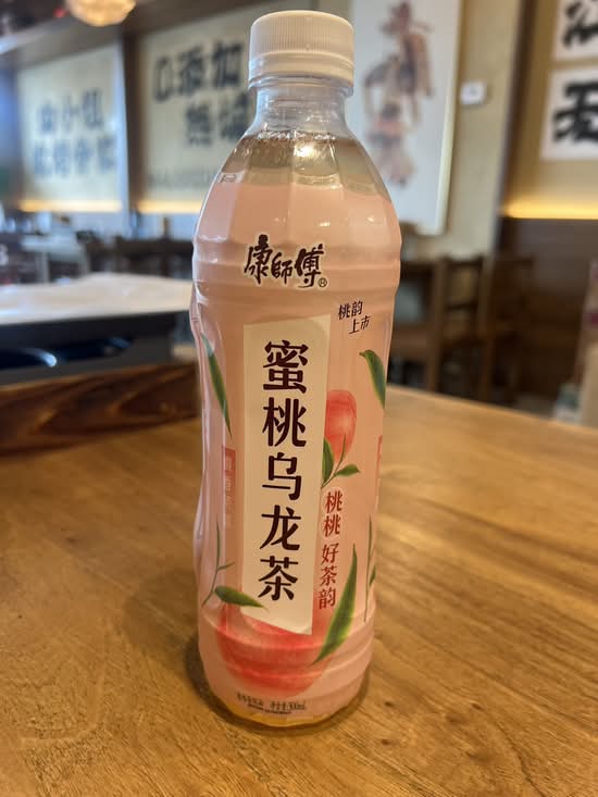康师傅（蜜桃乌龙茶）